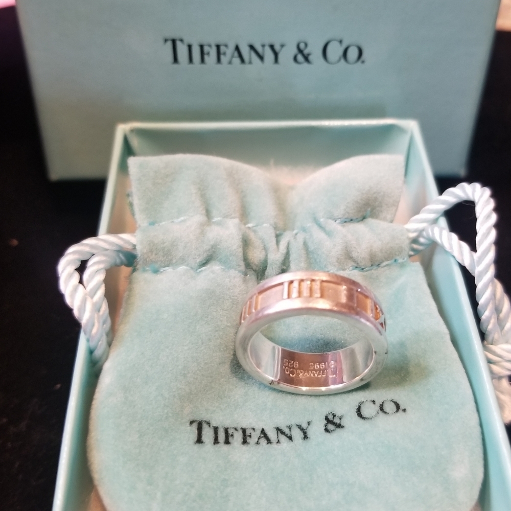 Tiffany & Co. Vintage 1995 Atlas Ring